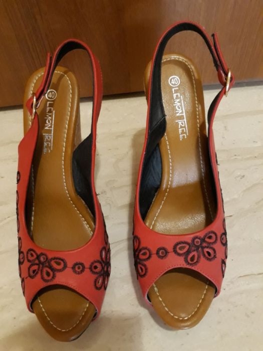 Дамски сандал 40 номер