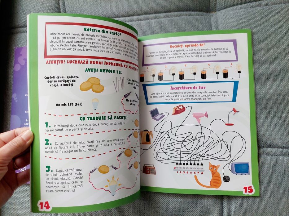 Set carte și caiet de activități copii Fixiki