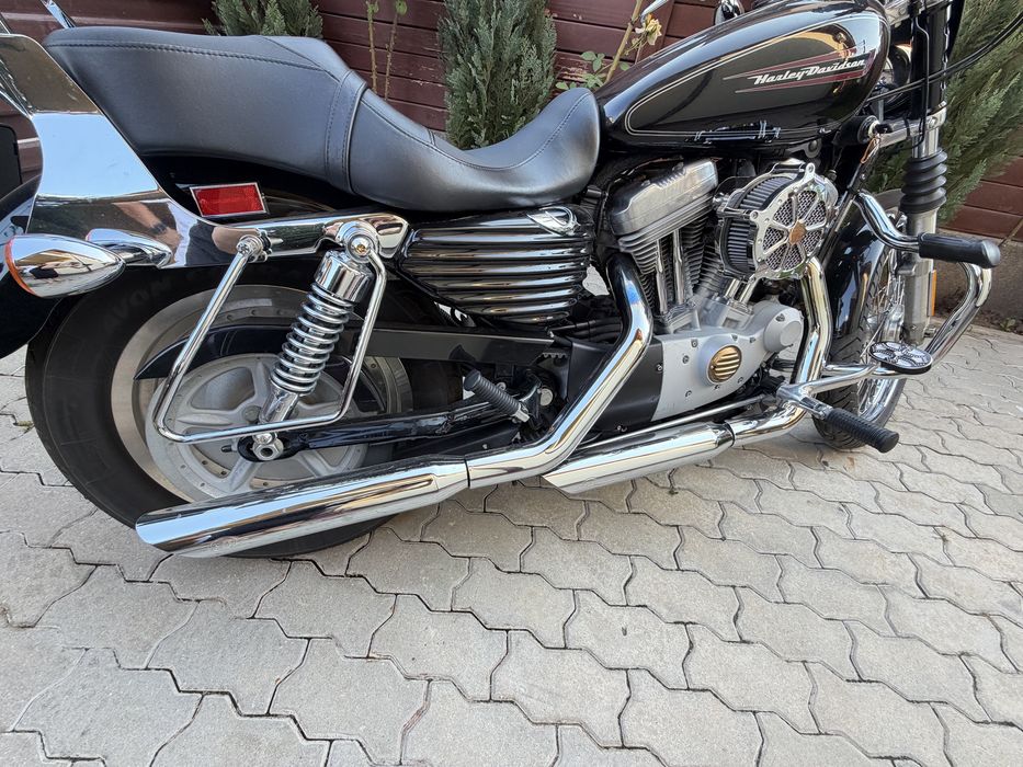 Harley davidson 883 custom