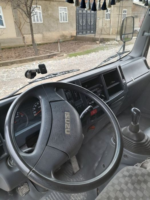 Афтобусдан ясалган