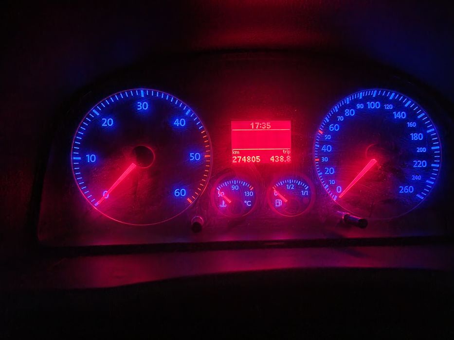 Cutie manuala 6 tr, 2008, 1,9 tdi = 2400 e