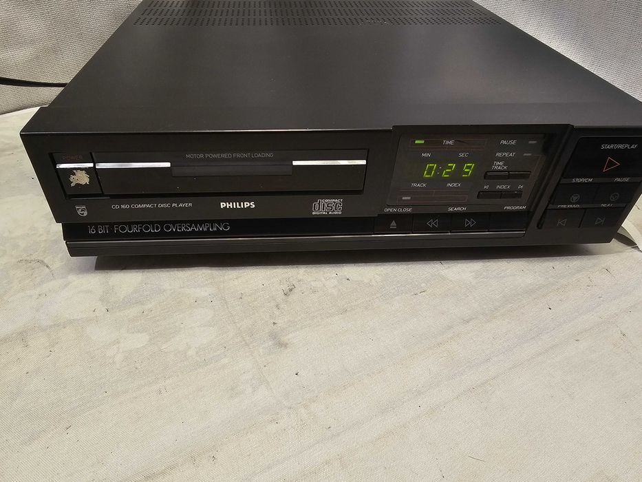 Vintage Philips CD 160 16bit oversampling TDA1541