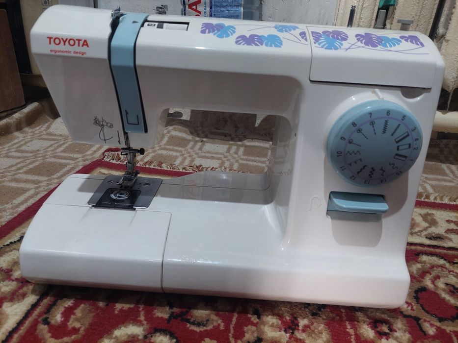 Швейная машина Тойота