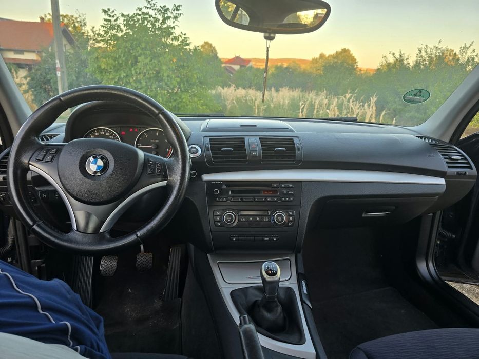 BMW Seria 1 2009 — imagine 3
