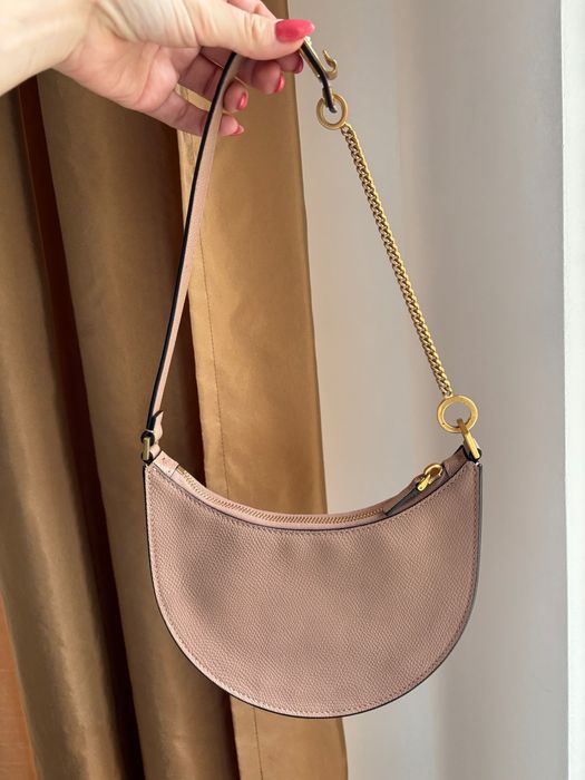 Valentino Garavani mini VLogo Signature Hobo bag ЧАНТА