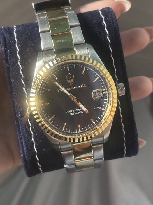 Maserati часовник