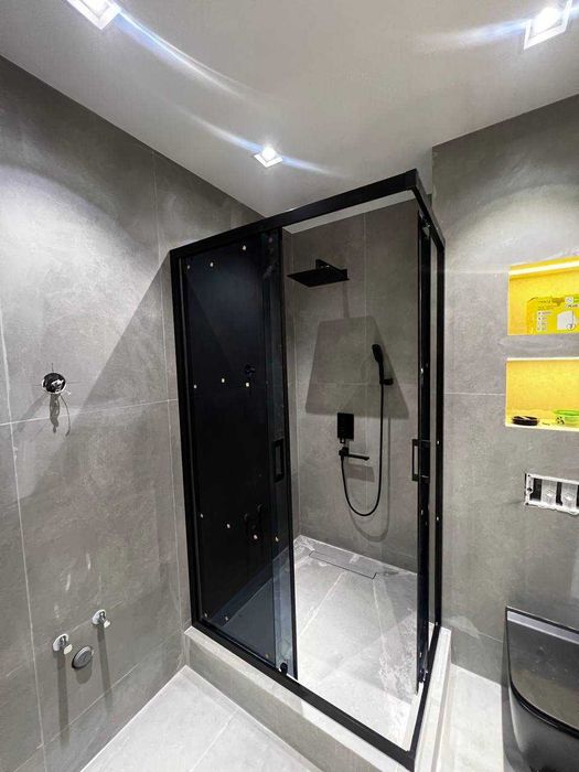 Душевые кабины и перегородки из калённого стекла под ключ