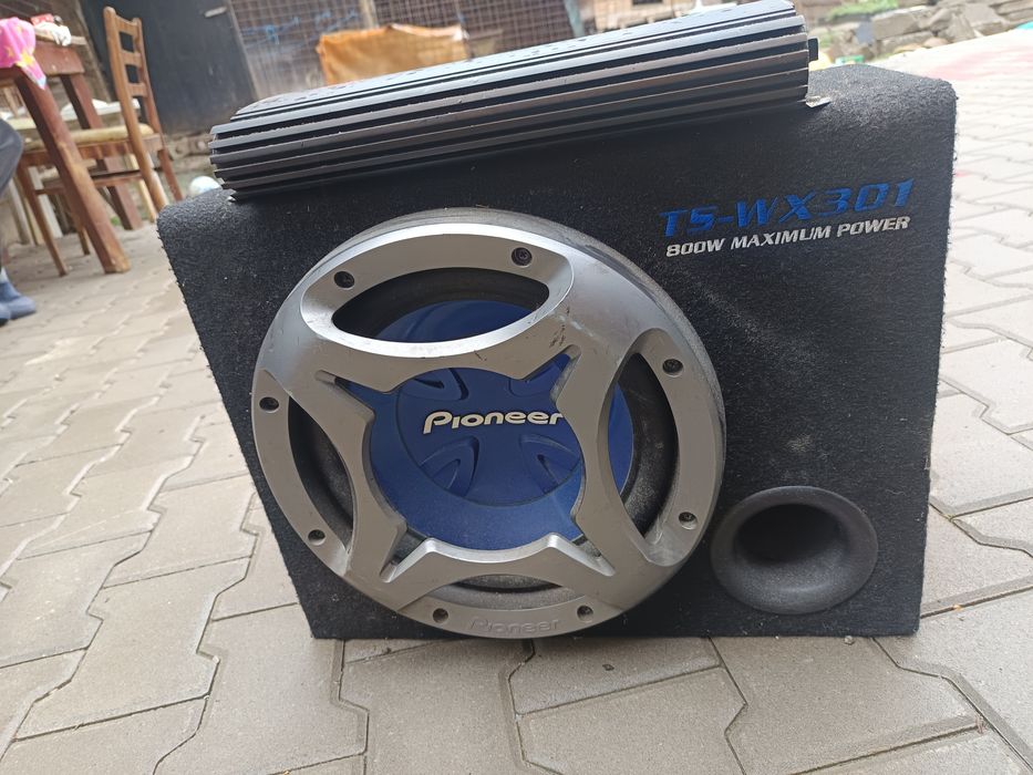 Vand stopuri led Audi A4 B7 si subwoofer