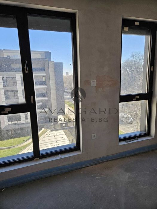 Продава се Двустаен апартамент в Пловдив, Център - 72 кв.м за 918 €/кв.м - Снимка #1