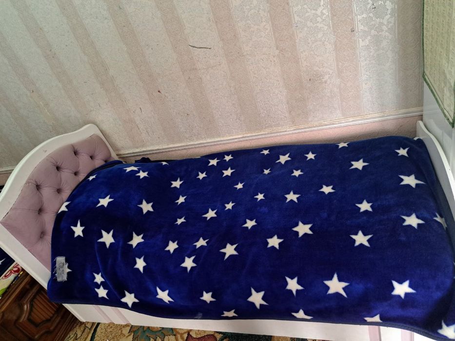 Детская кровать две штуки