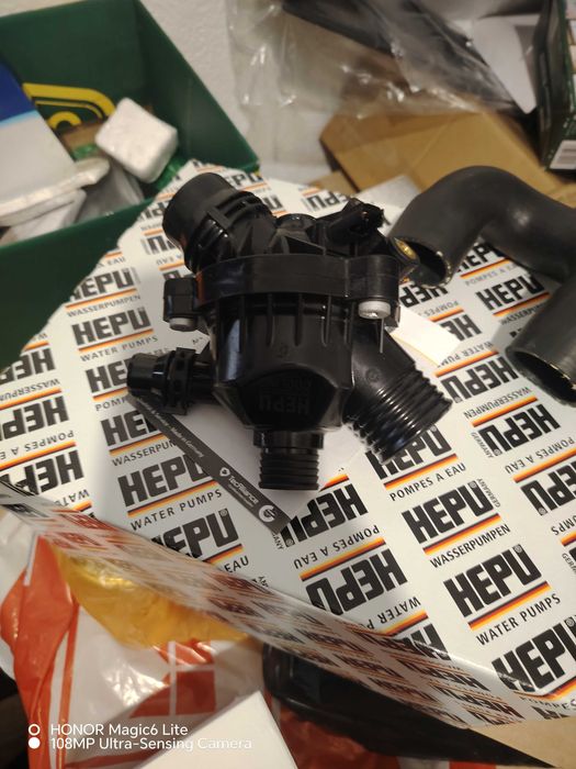 Термостат за БМВ х5 е70 3.0 i HEPU Двигател N52