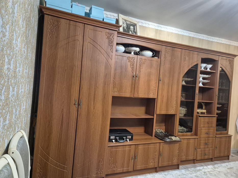 Продам гарнитур для гостиной