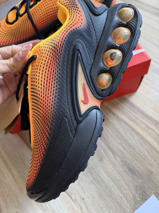 Оригинални нови цветни маратонки Nike Air Max Dn ! 44,5 н