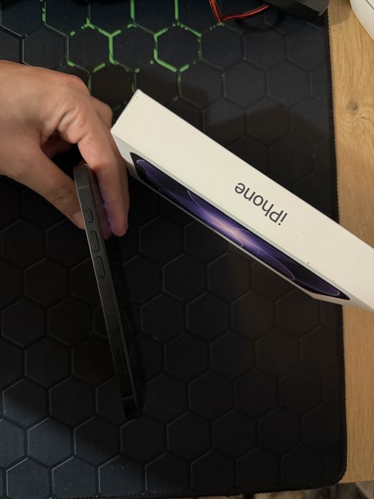 iPhone 17e – NOU/IMPECABIL