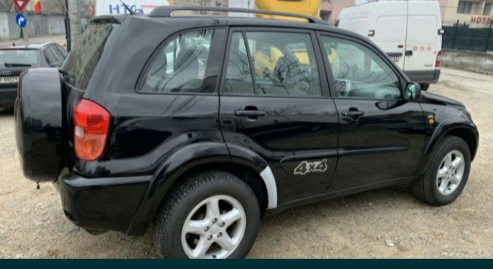 Dezmembrez Toyota Rav 4 2.0 Diesel/2.0 Benzina