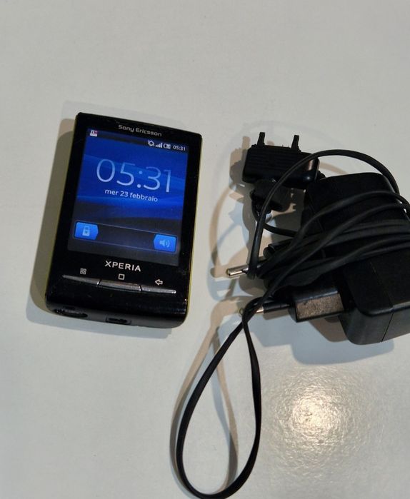 Super telefon pentru folosință sau colecție
