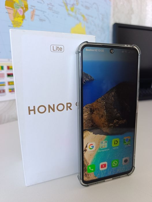 Продам телефон Хонор 90 LITE.