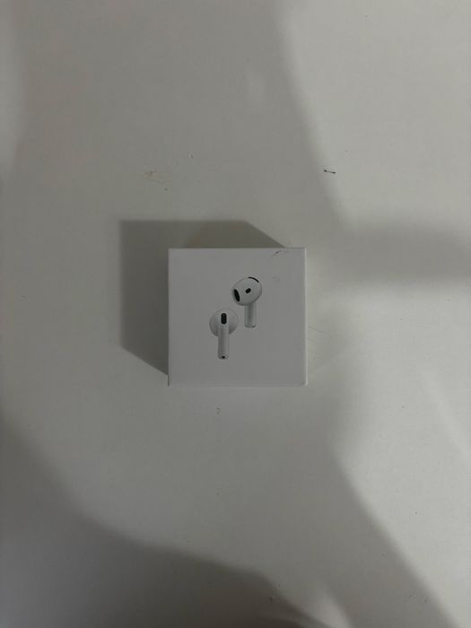 продам аирподс 4