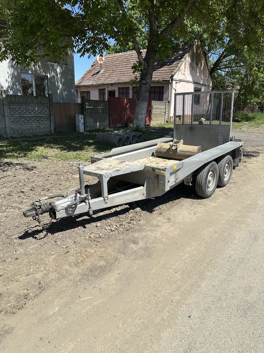 Vând remorcă utilaje
