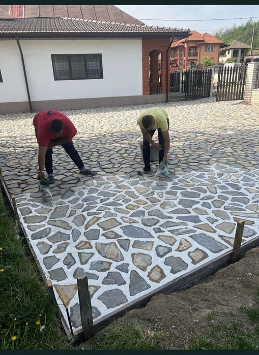 Pavaj din piatra naturala decorativa