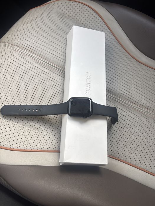Продам apple watch 8 серии 45 мм