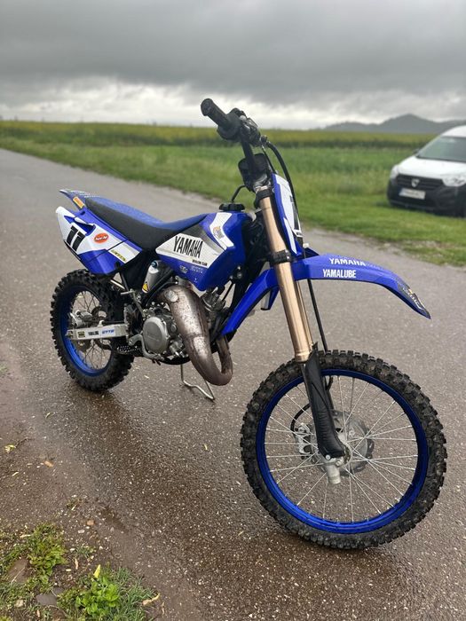 Motocicleta Yahama YZ85