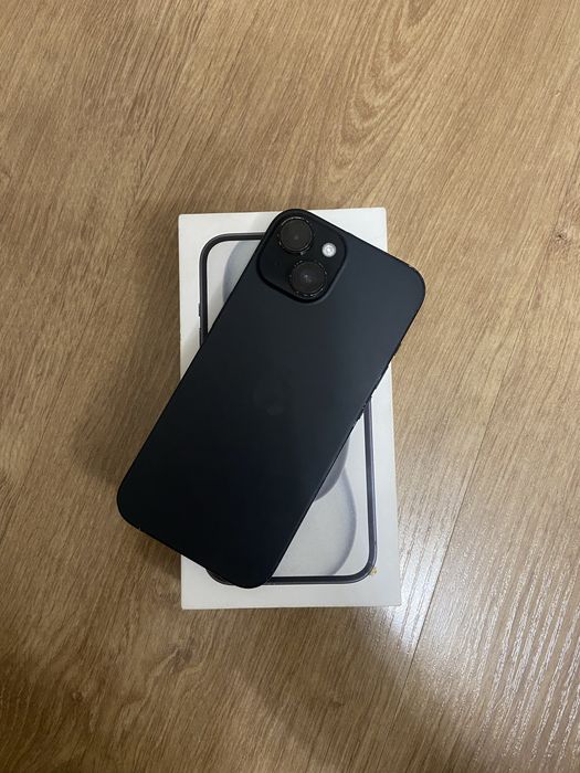 Продам Iphone 15