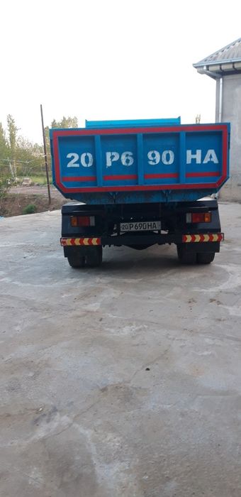 Isuzu samosval sotiladi