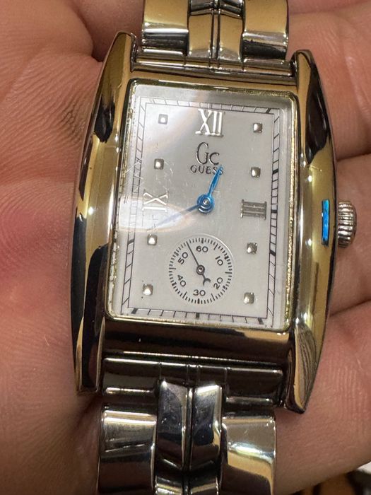 GUESS GC10500 men’s dress watch