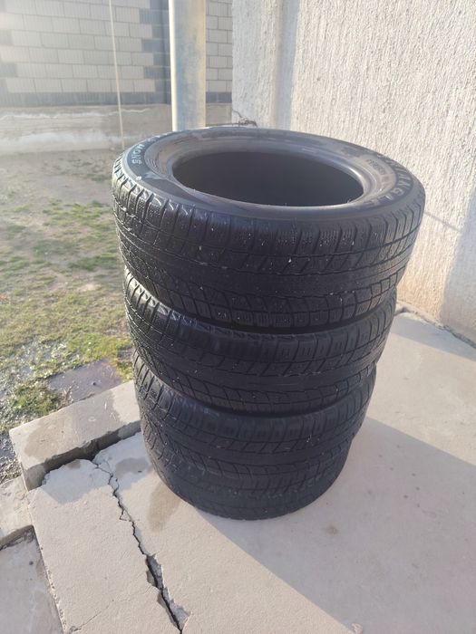 Продам Покришка жағдайы зың