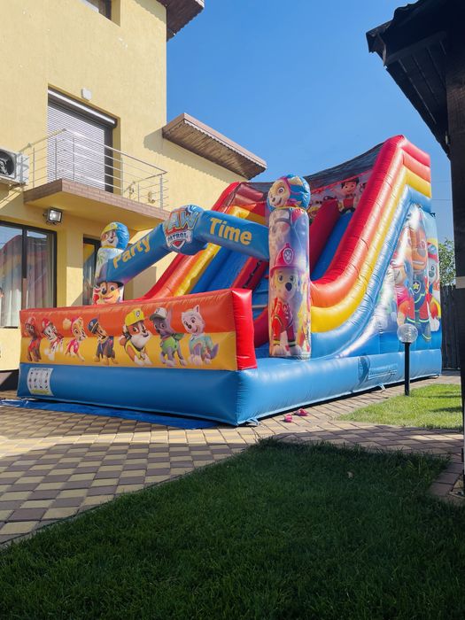 Locuri de joaca gonflabile