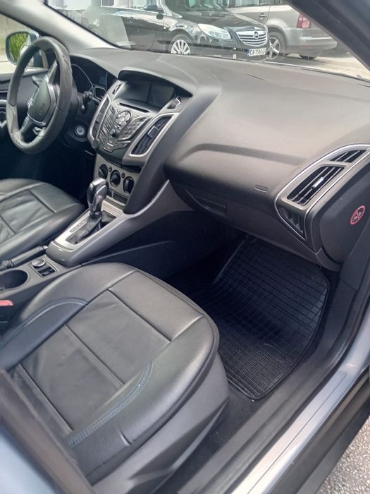 Ford Focus 2013 година