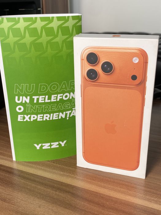 iPhone 17 Pro Max • 256 GB • Cosmic Orange