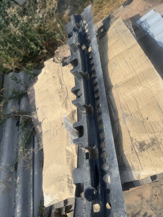Продам задний бампер от приоры 1