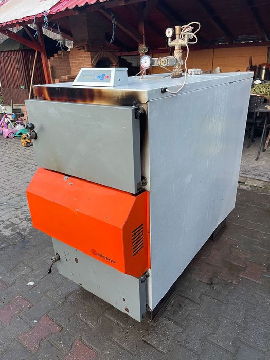 Centrala lemne cazan Solarbayer vigas 80 kw an 2015 cu puffer de 1000 litri