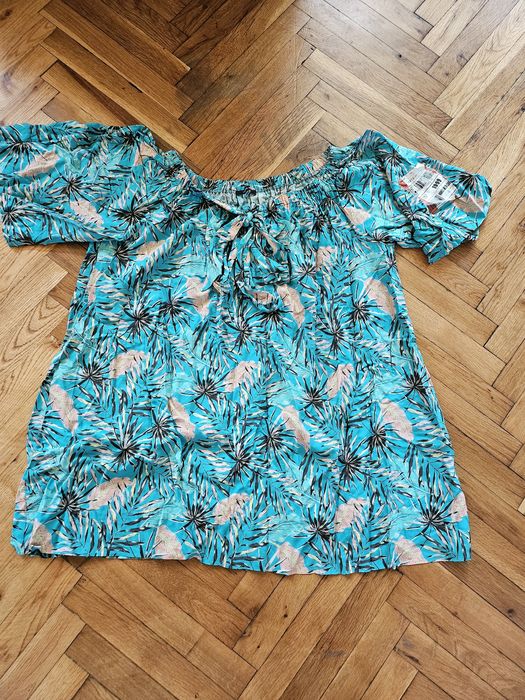 Свежа рокля на pause