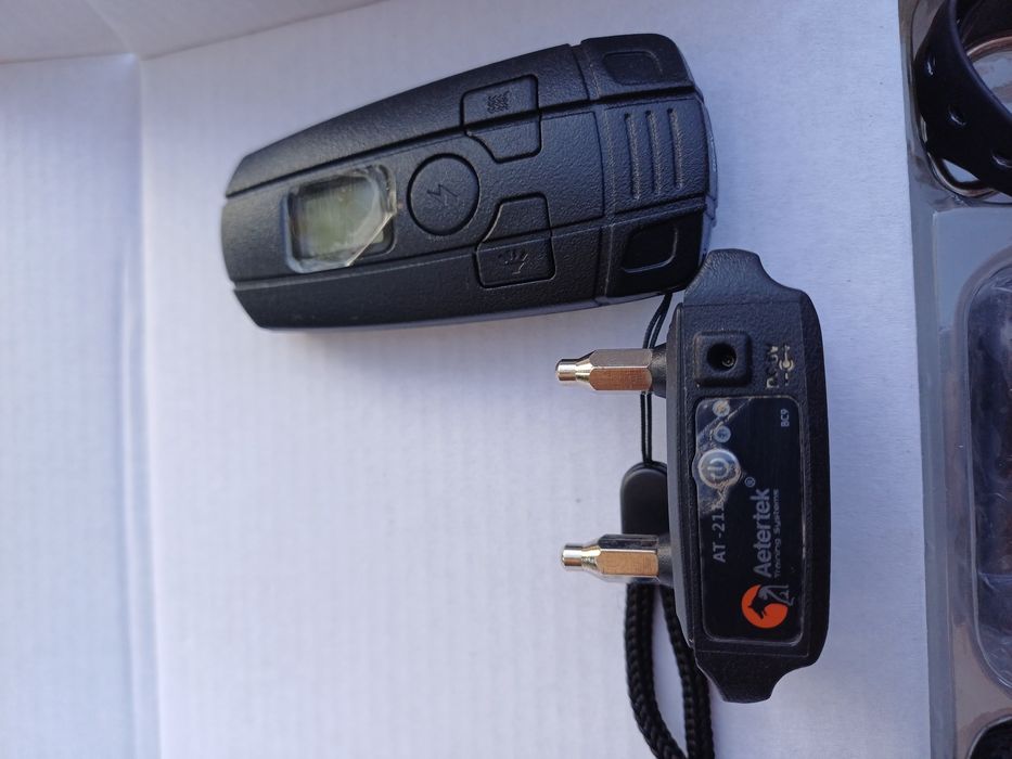 Zgarda electrica pentru dresaj caine