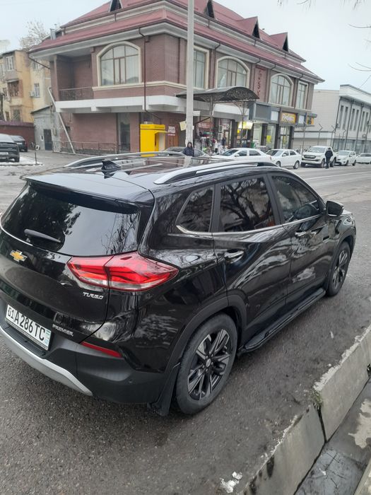 шевролет трекер2