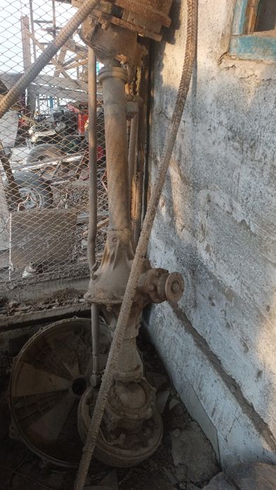 Передний мост  УАЗ продается.