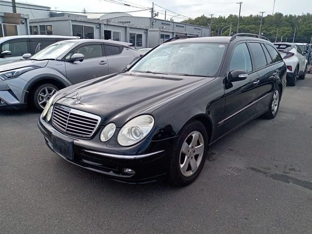 Капот на Мерседес W 211