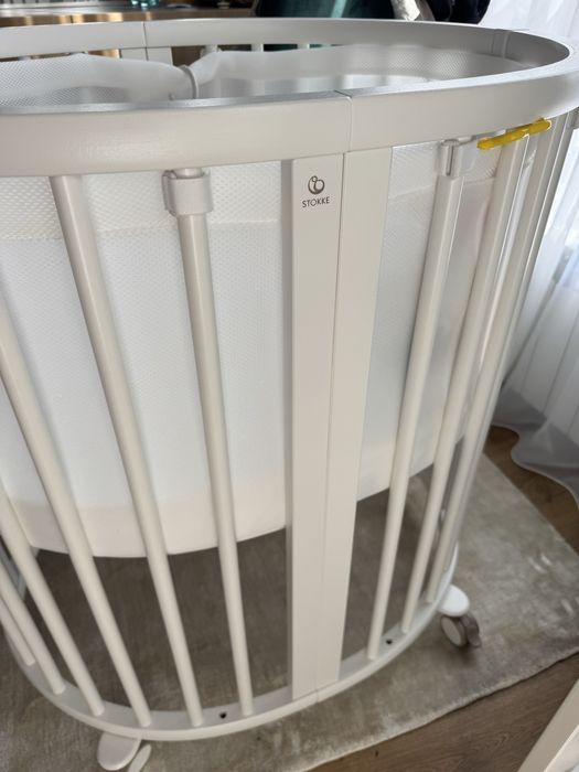 Легло Stokke sleepi mini с матрак, протектор и обиколник