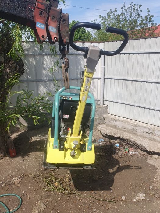 Vând placă compactoare AMMANN APR 30/50