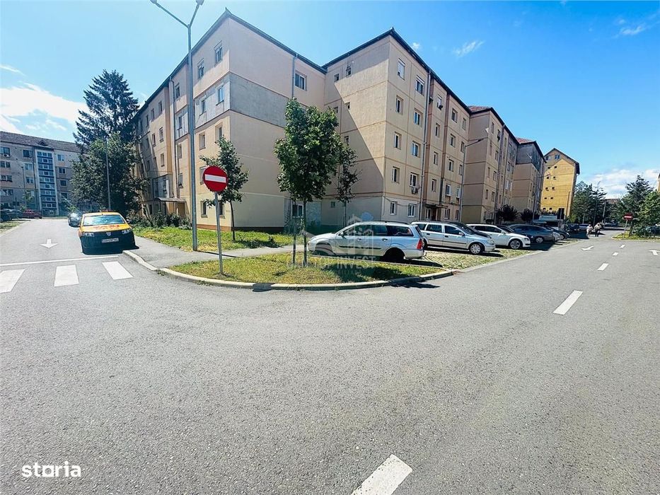 Apartament 3 camere 2 balcoane zona Rahova
