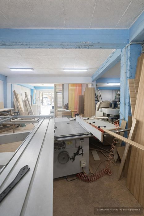 Двуетажен склад за продажба | 304 кв.м. | Товаро-разтоварна зона