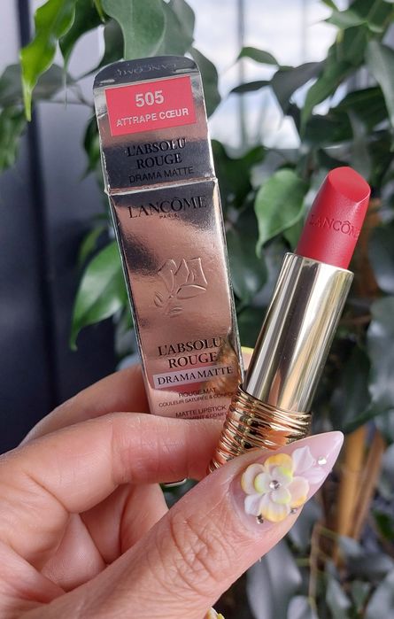 Червило Lancome 123