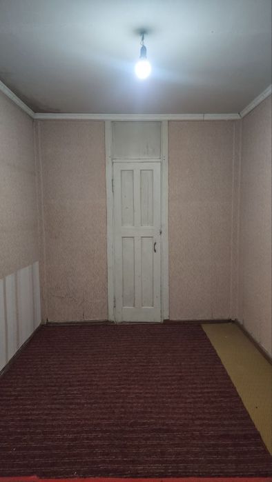 Фрунзеский 4/1 этаж 2хона уй ижарага берилади