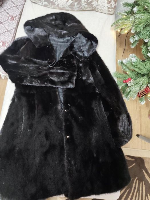 Продается натуральная норковая шуба