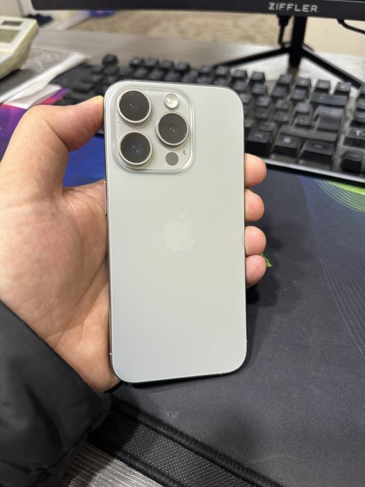 Ayfon 15 pro 256 xotira