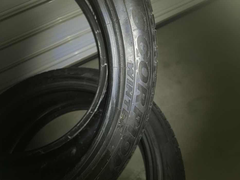 Гуми Pirelli Scorpion 275 40 22 dot T292  winter