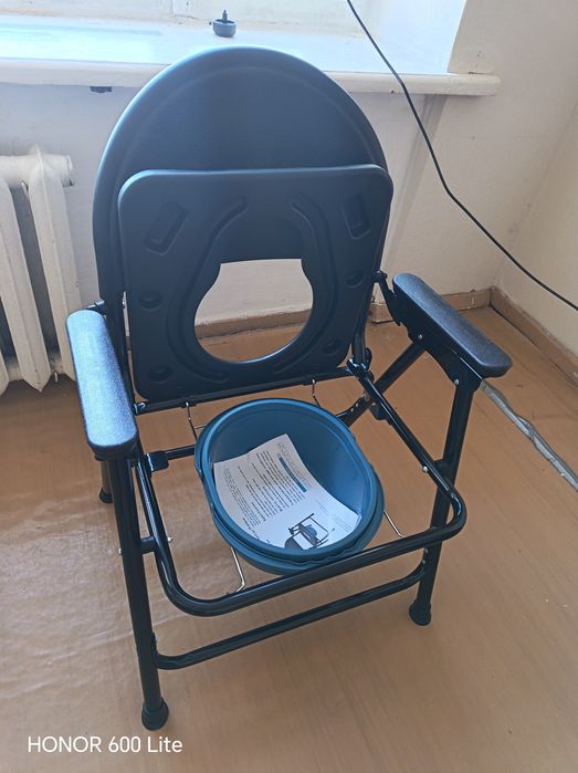 Продам недорого памперсы